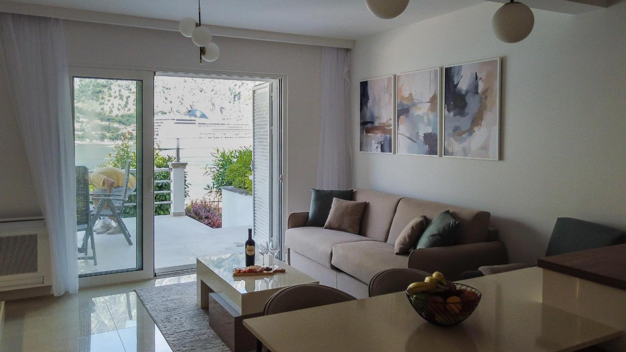 Chillout Apartment In Kotor Bay Extérieur photo