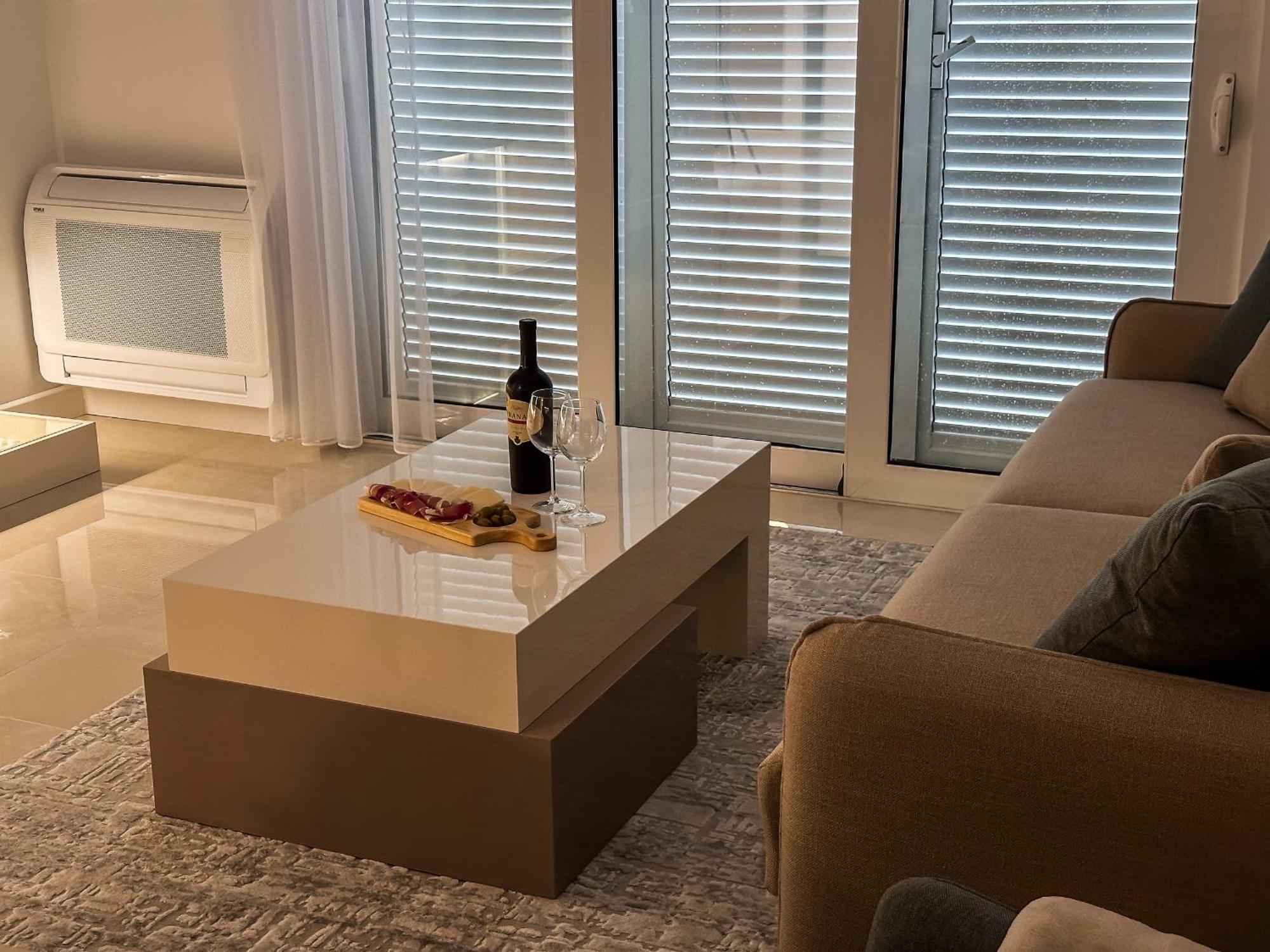 Chillout Apartment In Kotor Bay Extérieur photo