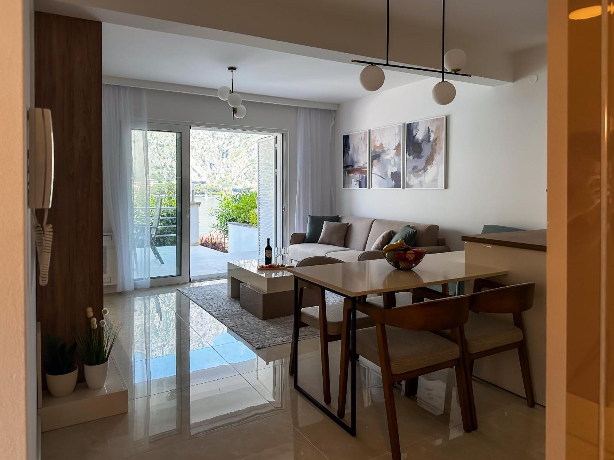 Chillout Apartment In Kotor Bay Extérieur photo