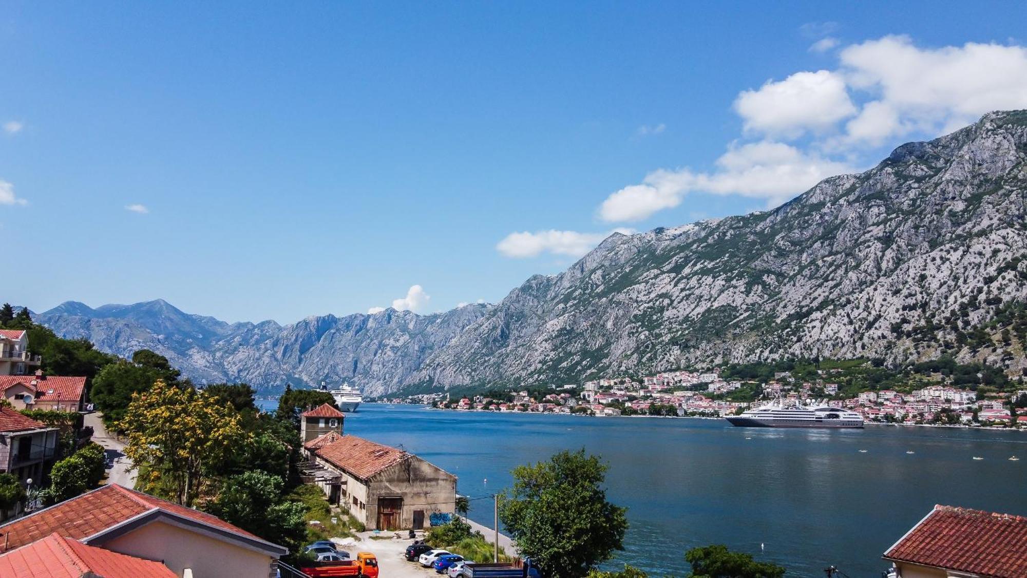 Chillout Apartment In Kotor Bay Extérieur photo
