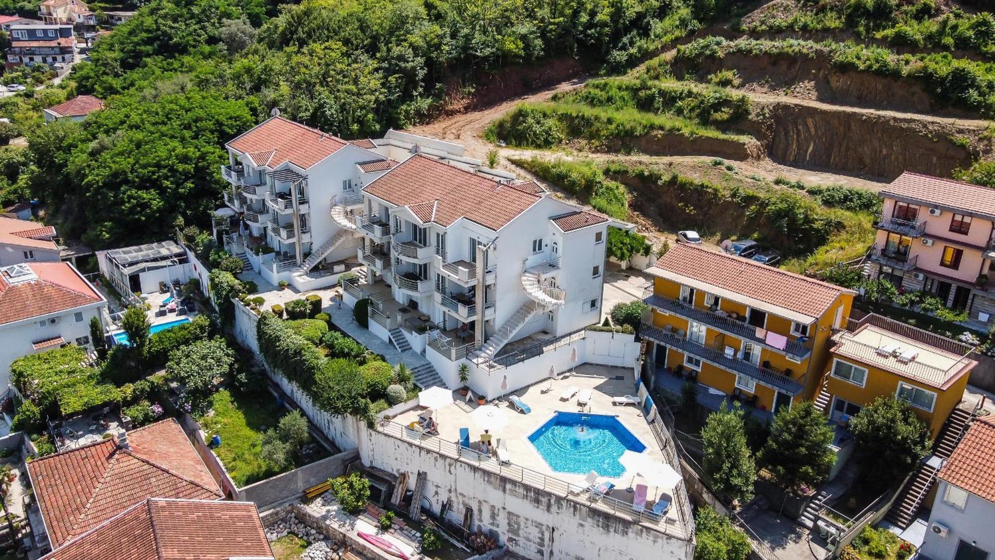 Chillout Apartment In Kotor Bay Extérieur photo